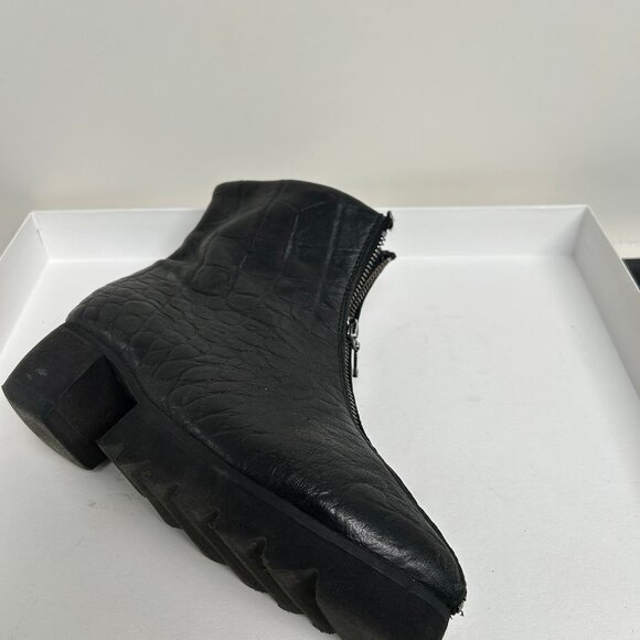 PAPUCEI Boots Textured Black Leather Full Front Zip Block Heel Size 36, fit US 7 - Picture 5 of 7